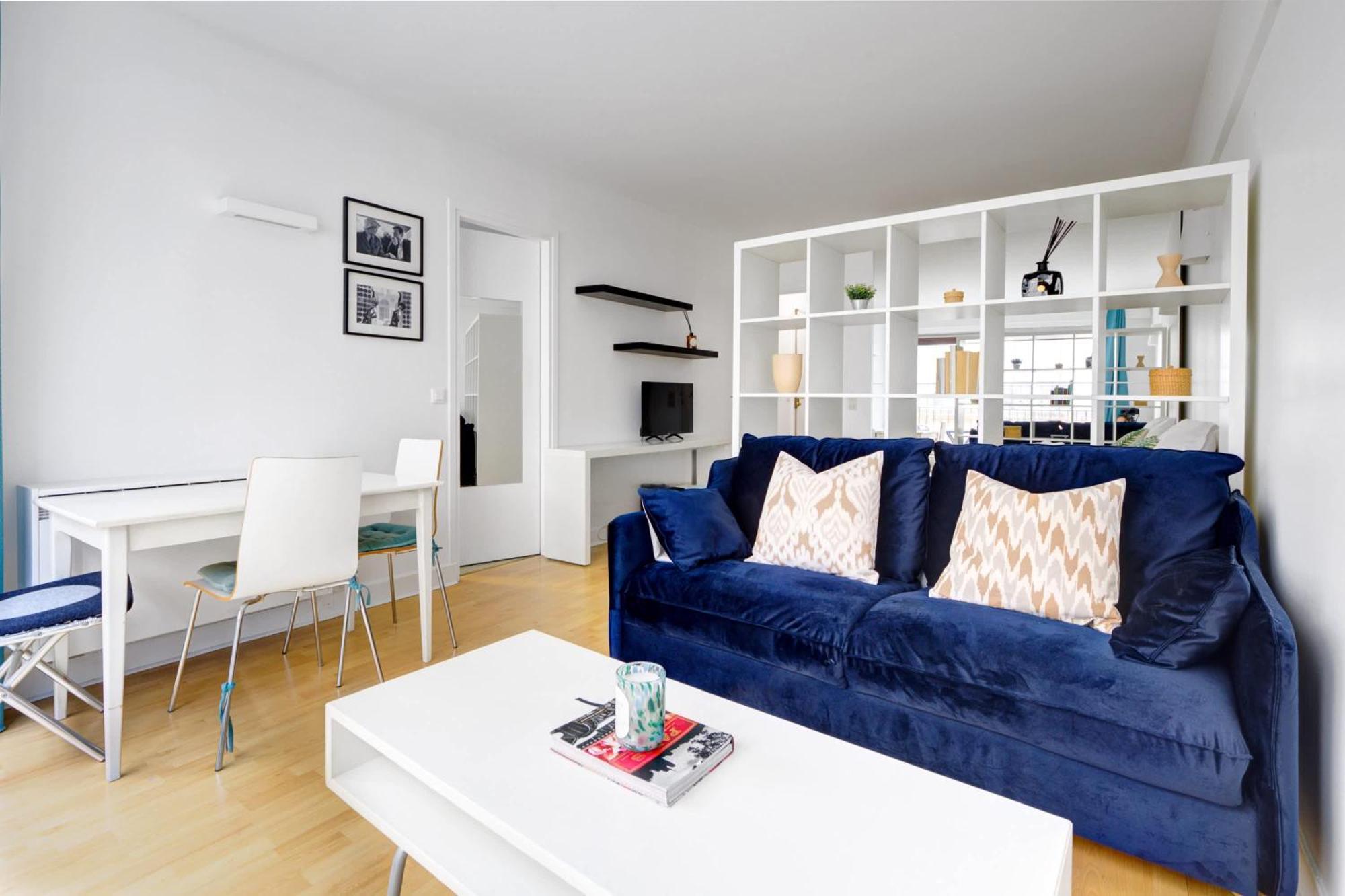 Appartement St Germain & Le Bon Marche With Balcony - Cityapartmentstay Paris